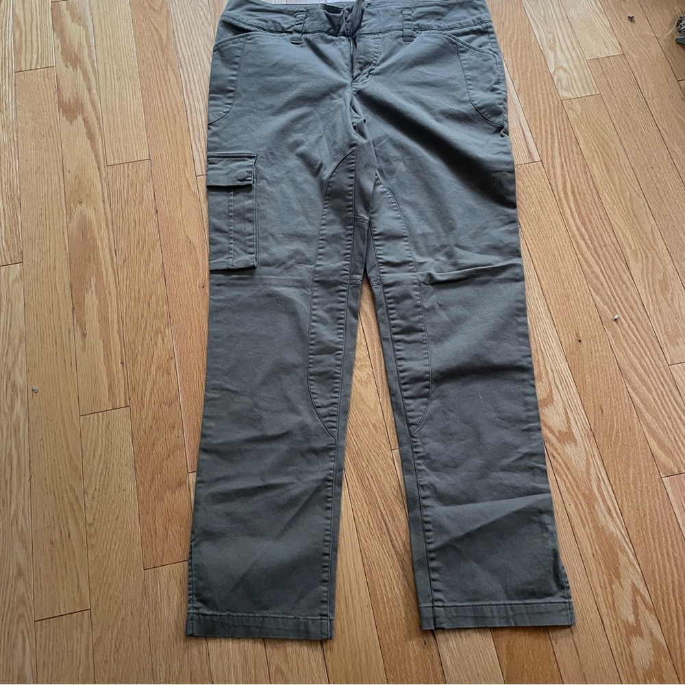 Threads saks fifth Avenue cargo pants size large green
